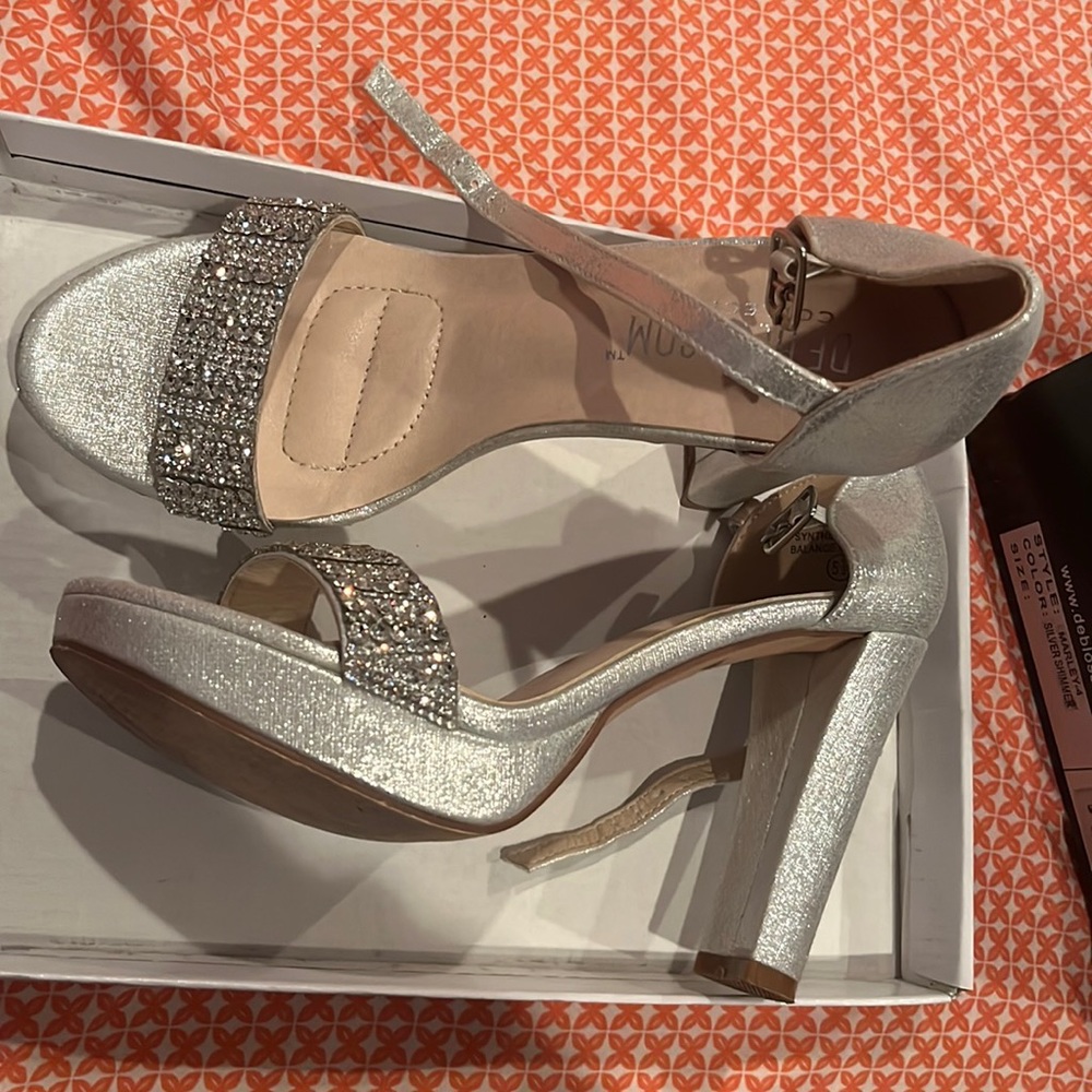 Marley- 4 dressy heel- silver shimmer